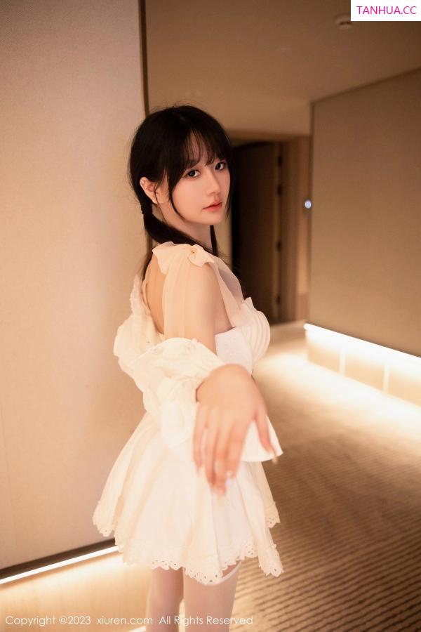   [XiuRen]高清写真图 2023.06.16 No.6933 幼幼 清纯美腿第15张图片